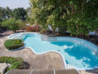 Haus zum Kauf mit 5 Zimmer in Min Buri, Bangkok
