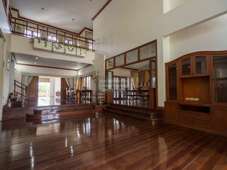 Haus zum Kauf mit 5 Zimmer in Min Buri, Bangkok