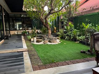 Casa en venta de 4 habitaciones en Lat Phrao, Bangkok