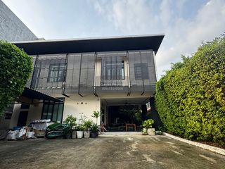 Casa en venta de 4 habitaciones en Lat Phrao, Bangkok