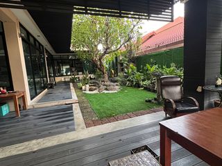Casa en venta de 4 habitaciones en Lat Phrao, Bangkok