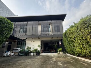Casa en venta de 4 habitaciones en Lat Phrao, Bangkok