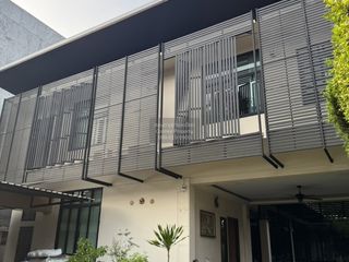 Casa en venta de 4 habitaciones en Lat Phrao, Bangkok
