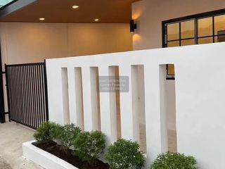 Casa adosada en venta de 2 habitaciones en Mueang Phuket, Phuket