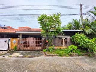 出售 3 卧室 联排别墅 在 Phuket Town, 普吉