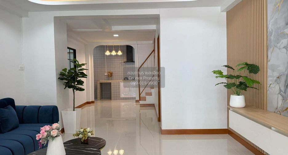 À vendre 2 chambres maison de ville à Nong Chok, Bangkok