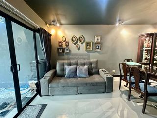 Casa adosada en venta de 3 habitaciones en Phra Pradaeng, Samut Prakan
