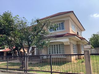 À vendre 3 chambres maison à Bang Bua Thong, Nonthaburi
