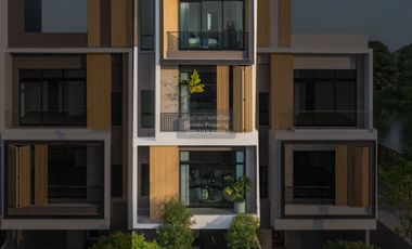 For sale 3 bedrooms townhouse in Saphan Sung, Bangkok