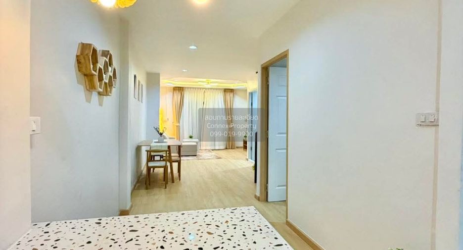 À vendre 3 chambres maison de ville à Krathum Baen, Samut Sakhon
