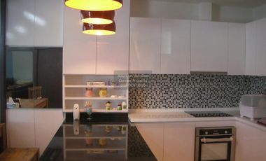 À vendre 3 chambres condo à Bang Na, Bangkok