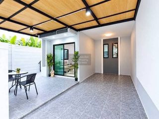 For sale 4 ベッドルーム townhouse in Mueang Nonthaburi, Nonthaburi