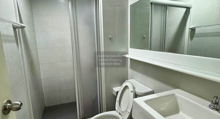 For sale 2 bedrooms condo in Khlong Toei, Bangkok