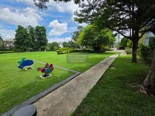 Haus zum Kauf mit 3 Zimmer in Suan Luang, Bangkok