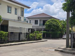 Haus zum Kauf mit 3 Zimmer in Suan Luang, Bangkok