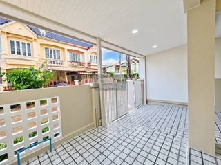 Reihenhaus zum Kauf mit 4 Zimmer in Bang Bua Thong, Nonthaburi