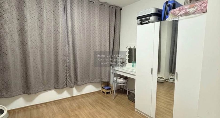 Casa adosada en venta de 3 habitaciones en Prawet, Bangkok