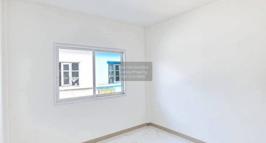 À vendre 3 chambres maison de ville à Bang Bua Thong, Nonthaburi