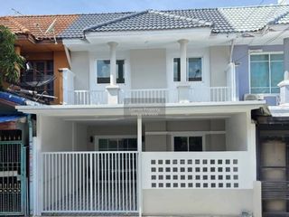 For sale 3 ベッドルーム townhouse in Bang Bua Thong, Nonthaburi