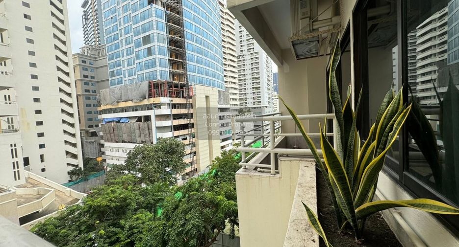 Wohnung zum Kauf mit 1 Zimmer in Khlong Toei, Bangkok