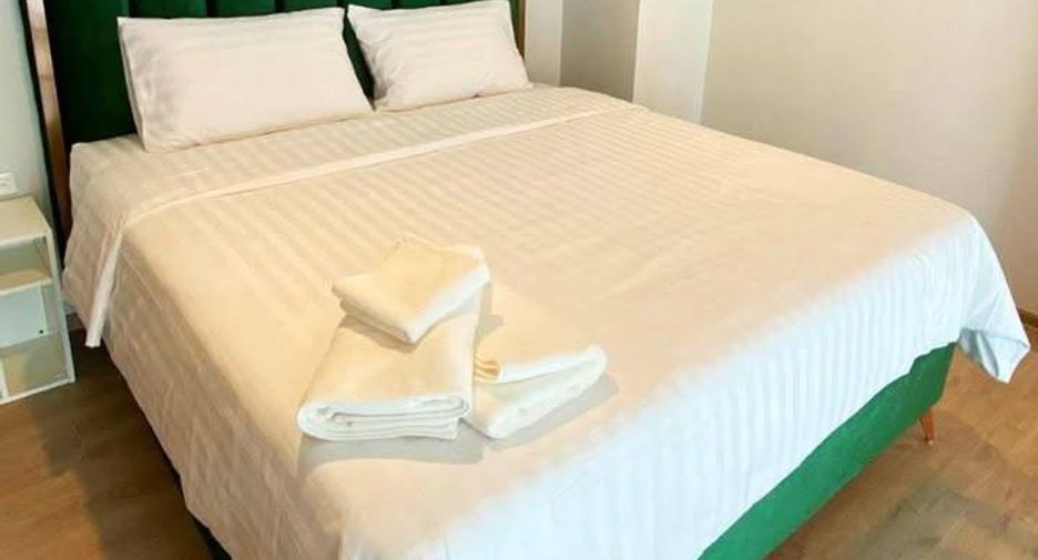 For sale 1 bed condo in Huai Khwang, Bangkok