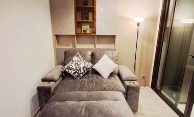 Wohnung zum Kauf mit 1 Zimmer in Huai Khwang, Bangkok