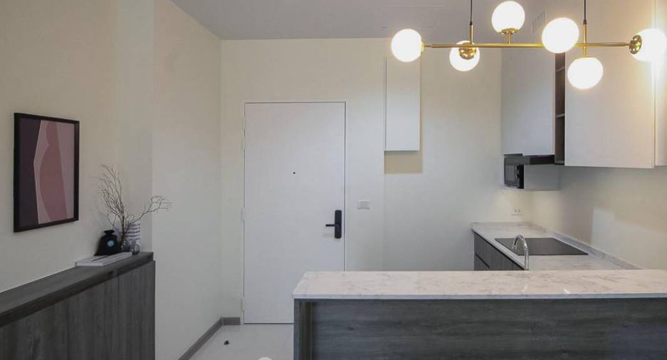 For sale 2 bedrooms condo in Bang Kapi, Bangkok