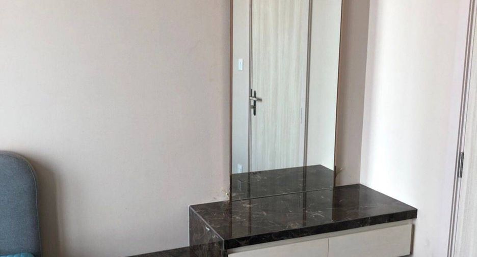 Wohnung zur Miete mit 2 Zimmer in Bang Sue, Bangkok