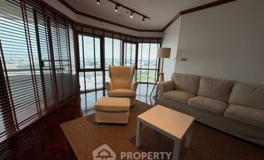 À louer 3 chambres condo à Bang Na, Bangkok