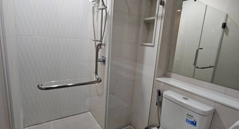 Wohnung zur Miete mit 1 Zimmer in Huai Khwang, Bangkok