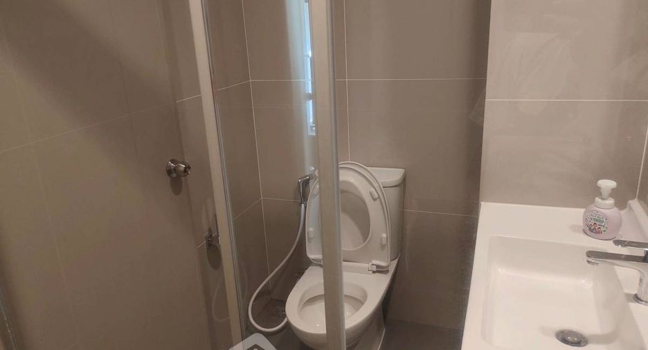For rent 1 bed condo in Huai Khwang, Bangkok