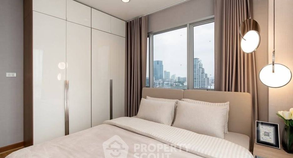 For rent 2 bedrooms condo in Phaya Thai, Bangkok