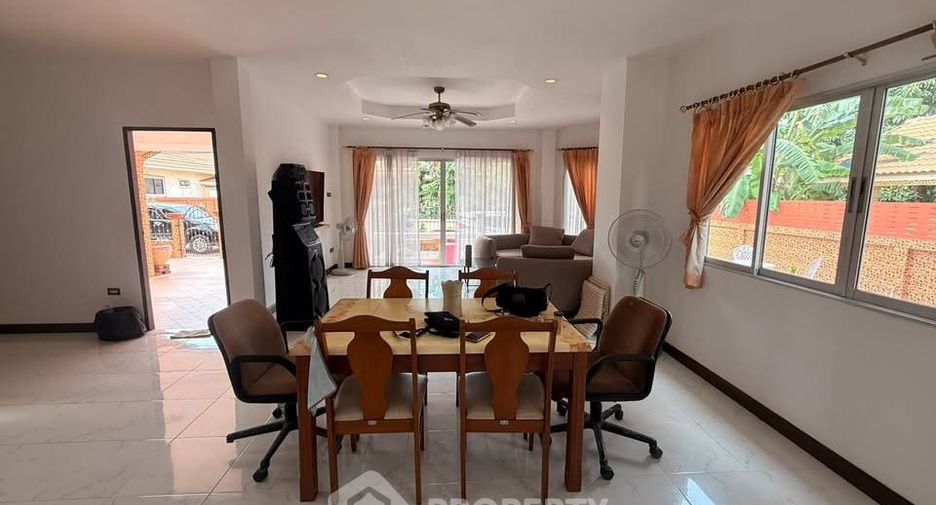 For rent 4 bedrooms house in Mueang Chon Buri, Chonburi