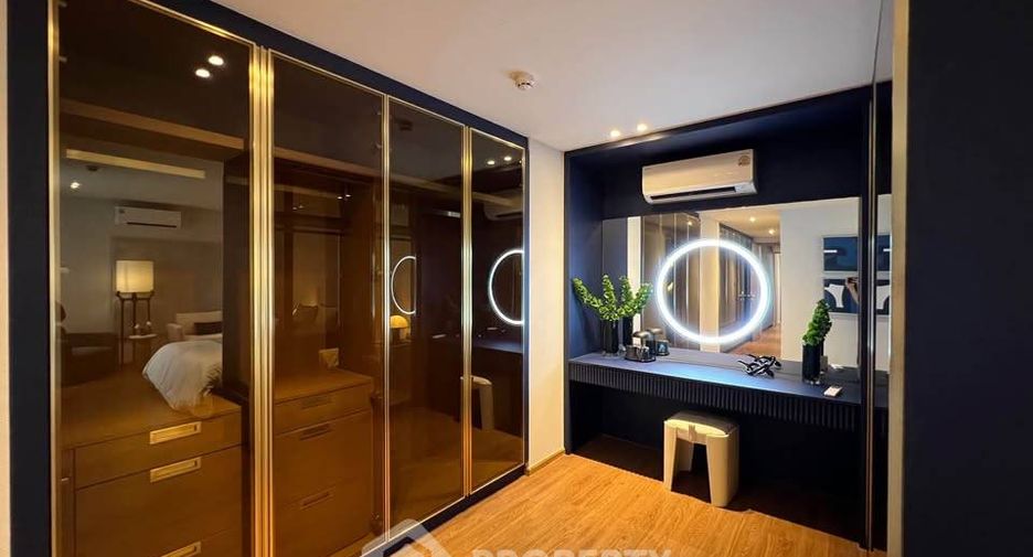 For rent 2 bedrooms condo in Khlong Toei, Bangkok