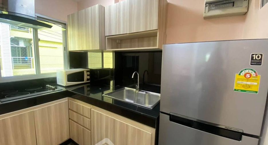 For rent 2 ベッドルーム condo in Phra Khanong, Bangkok