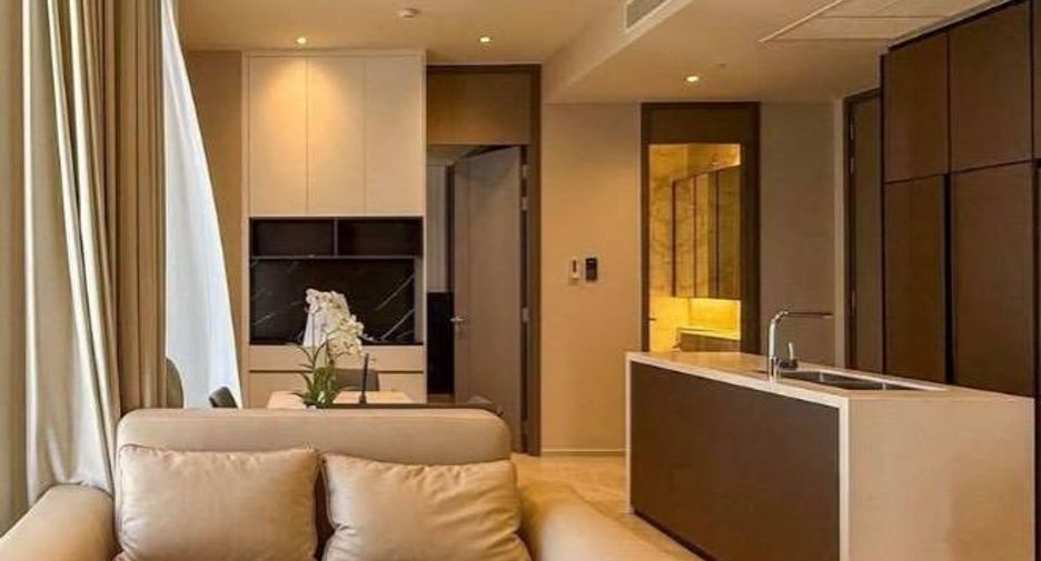 For rent 2 bedrooms condo in Khlong Toei, Bangkok