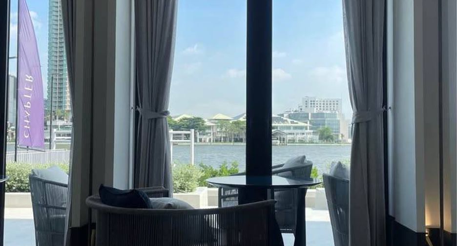 For rent 2 bedrooms condo in Khlong San, Bangkok