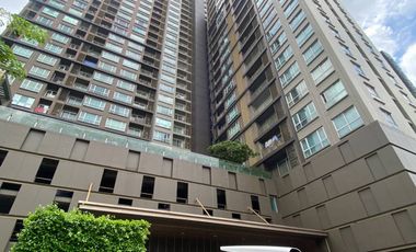 For rent 2 bedrooms condo in Khlong San, Bangkok