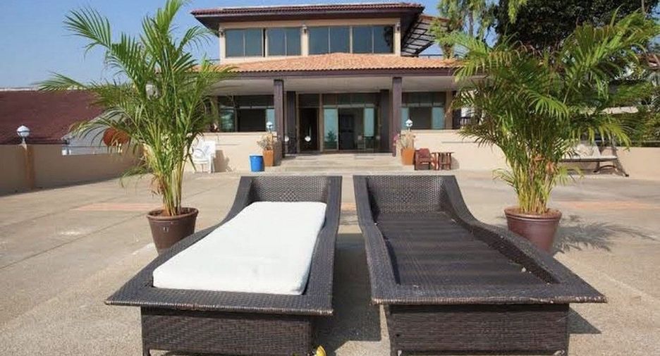 For sale hotel in Cha Am, Phetchaburi