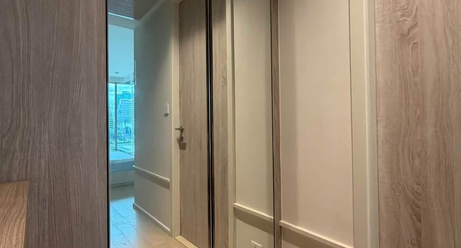 For rent 1 bed condo in Khlong Toei, Bangkok