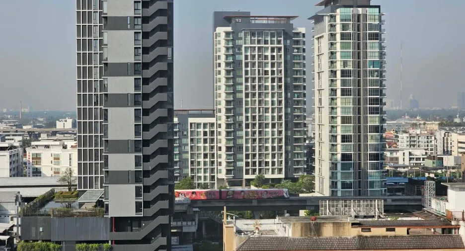 Condo en alquiler de 1 habitaciones en Phra Khanong, Bangkok