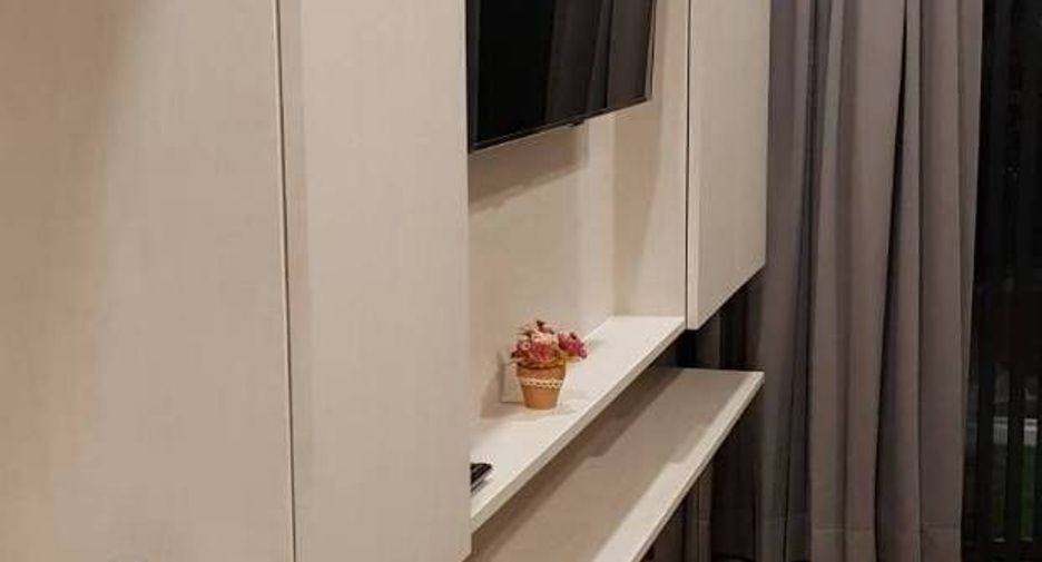 À louer 1 chambre condo à Bang Rak, Bangkok