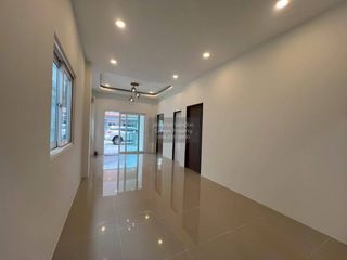 For rent 2 bedrooms townhouse in Mueang Phuket, Phuket