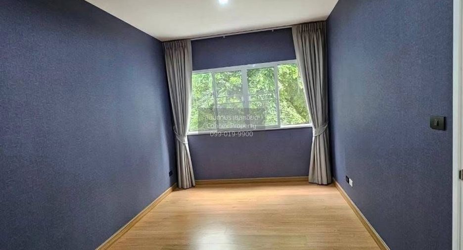 For rent 3 bedrooms townhouse in Pak Kret, Nonthaburi