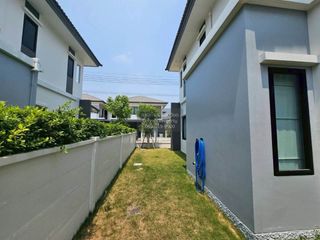 À louer 3 chambres maison à Bang Bo, Samut Prakan