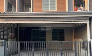 出租 3 卧室 联排别墅 在 Bang Phli, Samut Prakan
