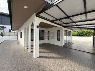 Haus zur Miete mit 3 Zimmer in Mueang Phuket, Phuket