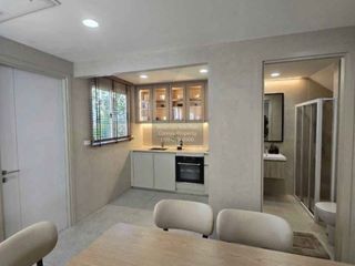 For rent 3 bedrooms townhouse in Saphan Sung, Bangkok