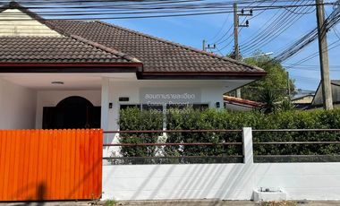 Haus zur Miete mit 2 Zimmer in Mueang Phuket, Phuket