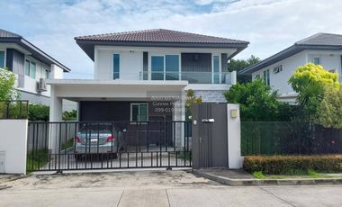 出租 3 卧室 独立屋 在 Lat Krabang, 曼谷